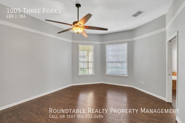 Foto del edificio - 1005 Three Forks Ct