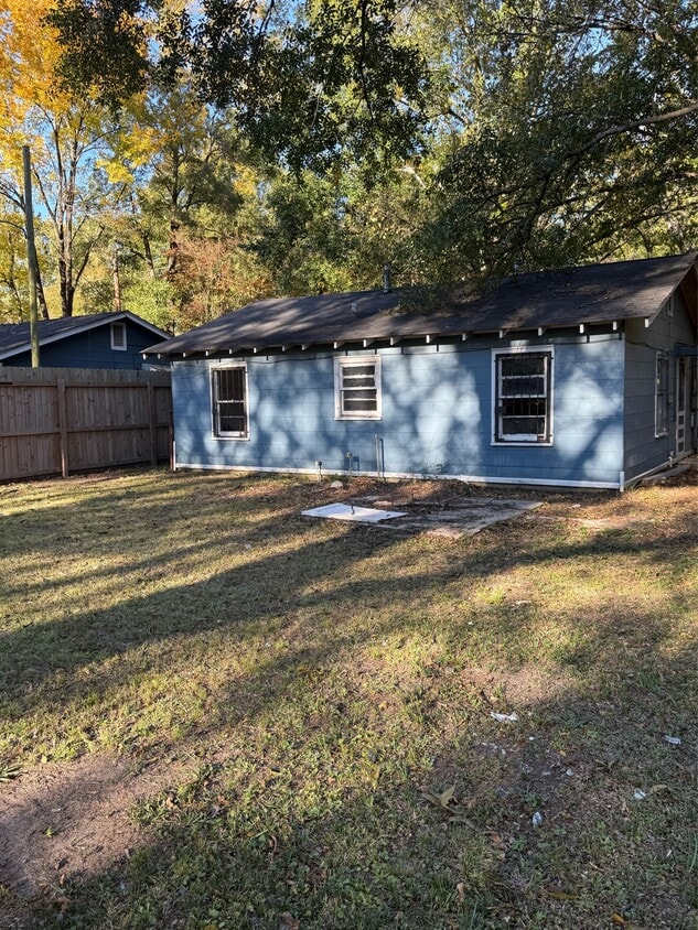 Foto del edificio - 1008 S 3rd St