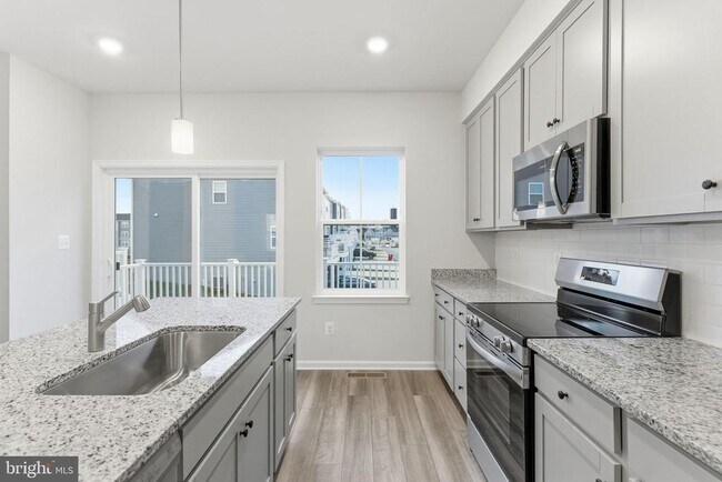 Foto del edificio - 410 18th Ave