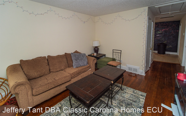Building Photo - 2 br, 1 bath House - 1401-B E 2nd Street
