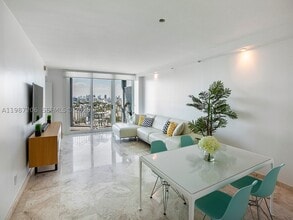Building Photo - 1500 Ocean Dr