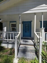 Building Photo - 2009 Bain Dr