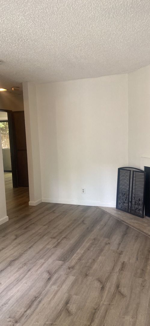 Foto del edificio - Wonderful secluded location in West Davis.