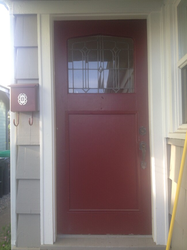 Front Door of 207 - 207 17th Ave SE