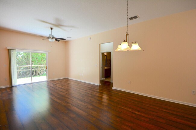 Foto del edificio - 4047 Meander Pl