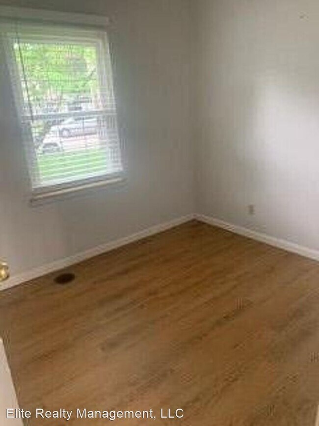 Foto del edificio - 3 br, 1 bath House - 2128 Dickey Drive