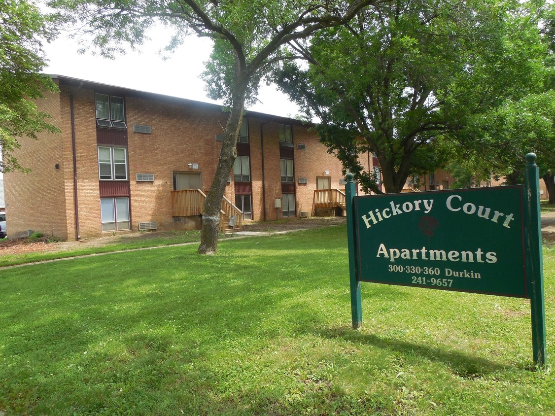 Primary Photo - Hickory Court Apartments