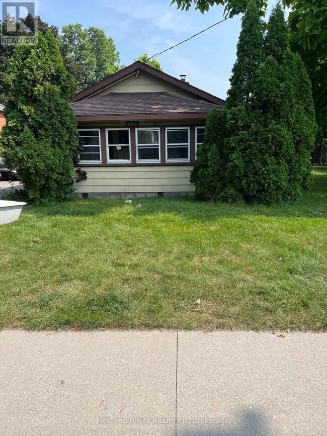Building Photo - 1267 Hamilton St
