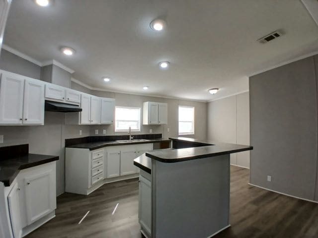 Building Photo - 2138 Sorority Ct