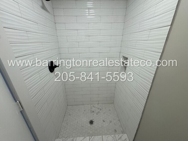 Foto del edificio - 319 Gamma St S