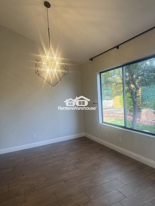 Building Photo - Beautiful 3 Bedroom home in Summerlin!