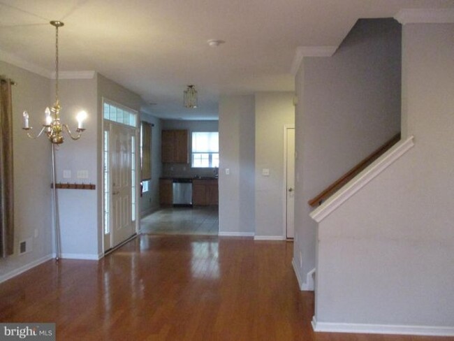 Building Photo - 1615 Nathan Dr