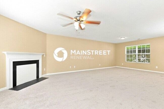 Building Photo - 3 Bedroom Pet-Friendly Home in Browns Summit, NC with Main Street Renewal
