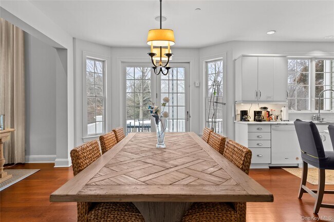 Foto del edificio - 1 Augusta Ct