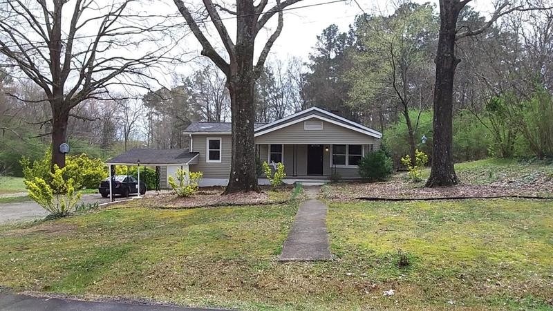 Primary Photo - 319 Iris Dr