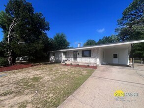 Building Photo - 475 Andrew Dr
