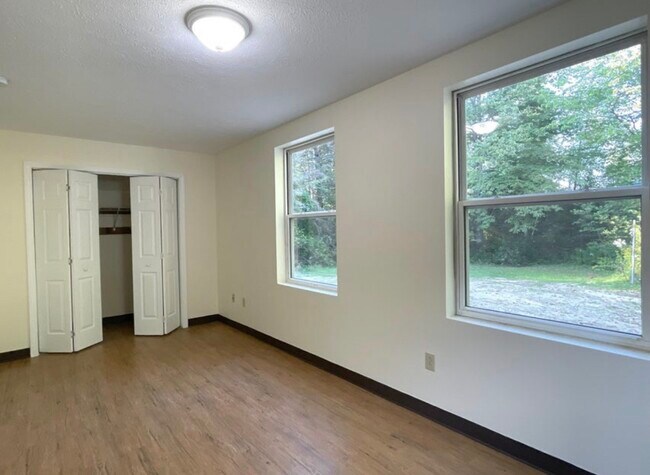 Foto del edificio - 143 Turkey Ln