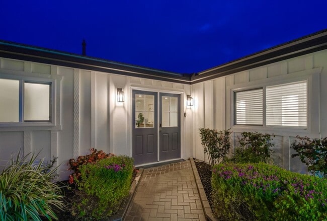 Building Photo - Beautiful house in heart of Point Loma