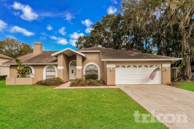 Building Photo - 1808 S Golfview Dr