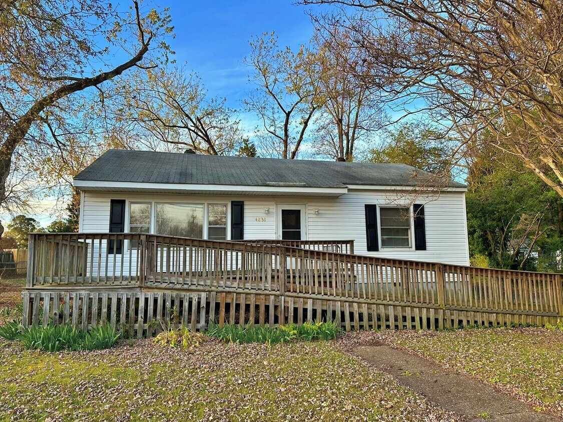 Foto principal - Rancher with Large Back Yard!