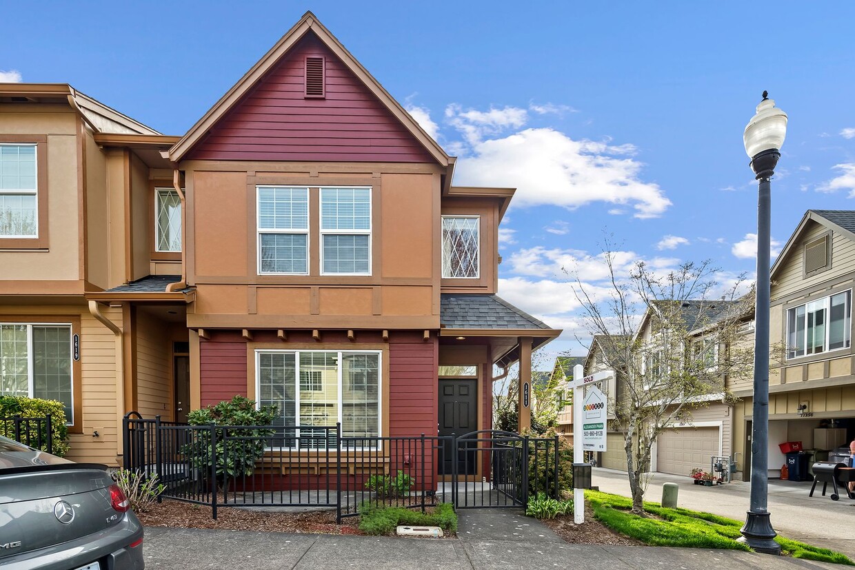 Photo - 1611 SW San Mateo Ter