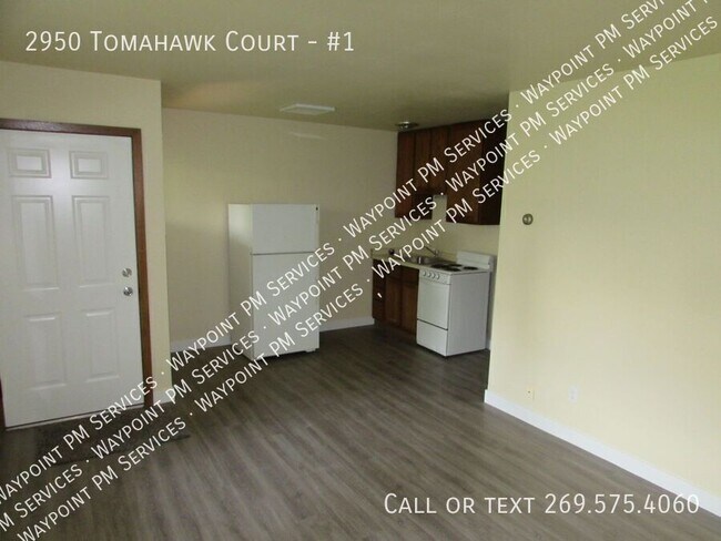 Foto del edificio - 2950 Tomahawk Ct