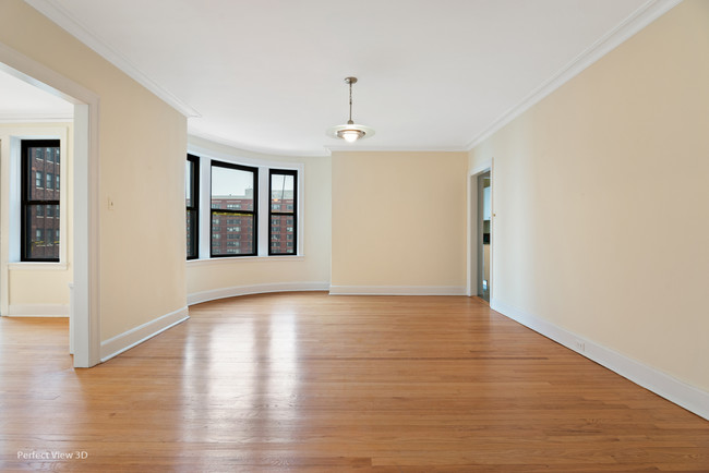 Foto del edificio - 1755 E 55th St