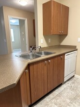 Building Photo - 7536 Topaz Dr