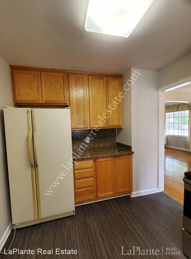 Building Photo - 3 br, 2 bath House - 2947 S Byrne Rd.