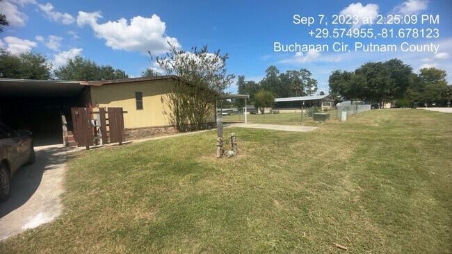 Foto del edificio - 157 Buchanan Cir