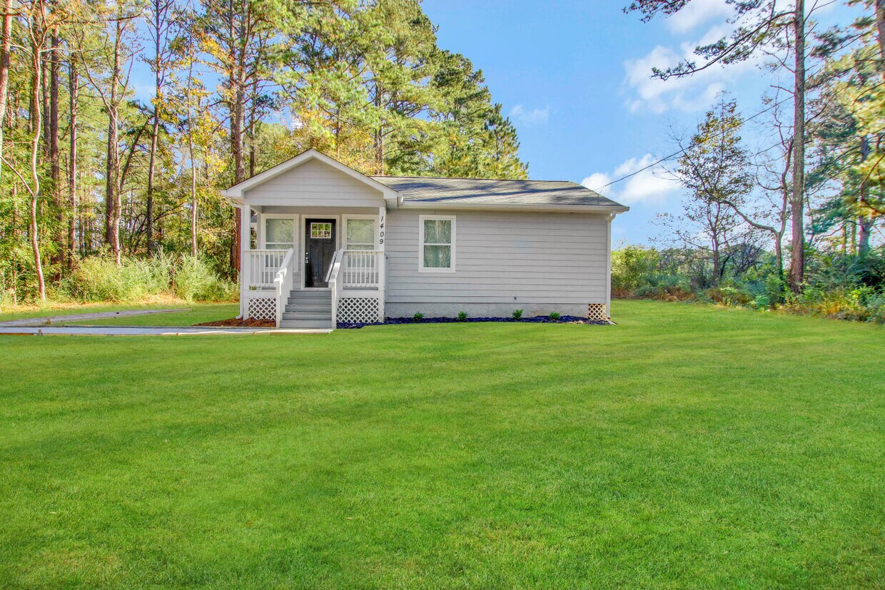 Primary Photo - 1409 Old Villa Rica Rd