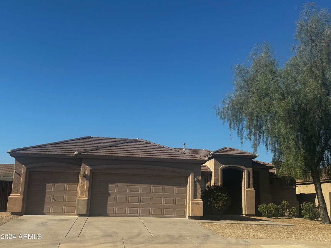 Primary Photo - 11018 Cholla Rd