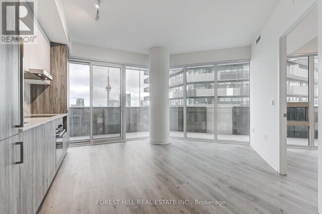 Building Photo - 138-7138 Downes St