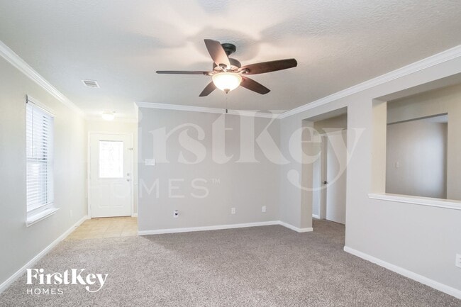 Building Photo - 3043 Legends York Dr