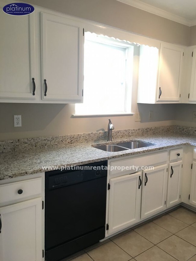 Foto del edificio - 2954 Lexington Trace Dr SE