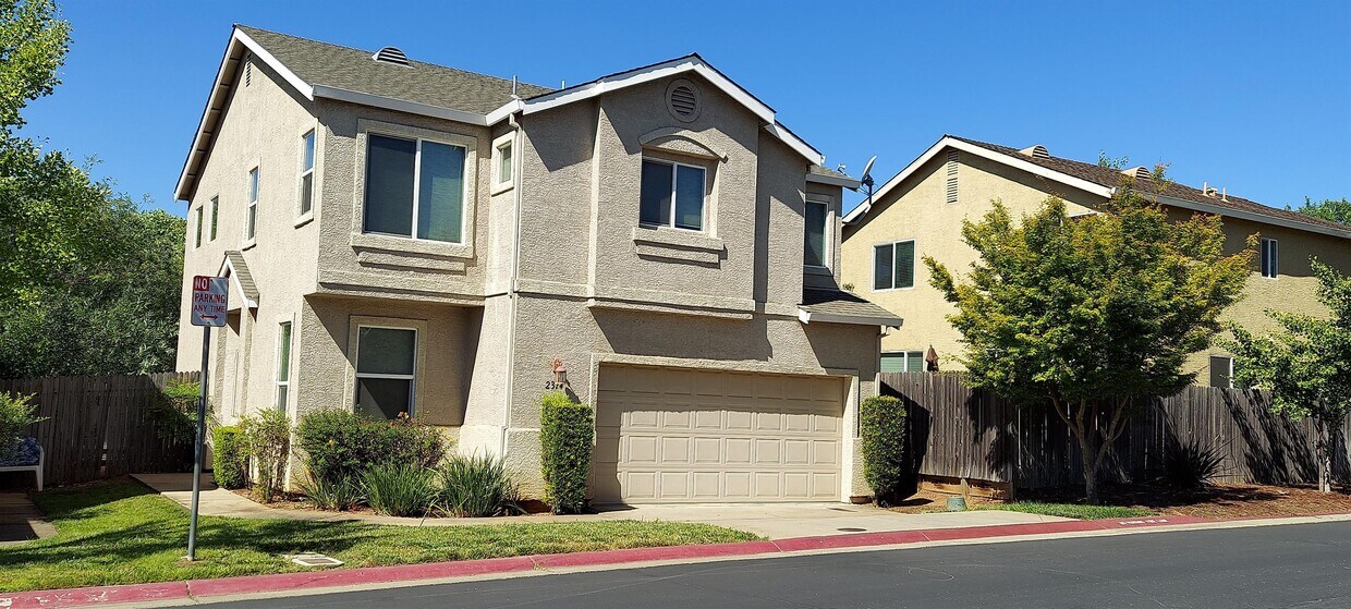 Foto principal - 2314 Winterhaven Dr