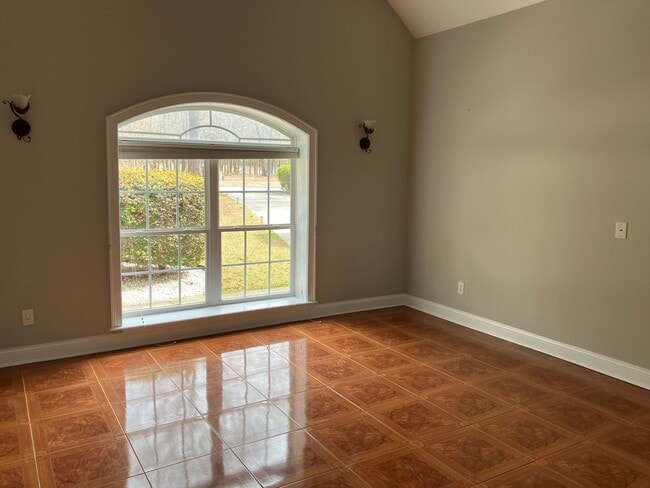 Building Photo - Beautiful Home On The Shallotte River - Lo...