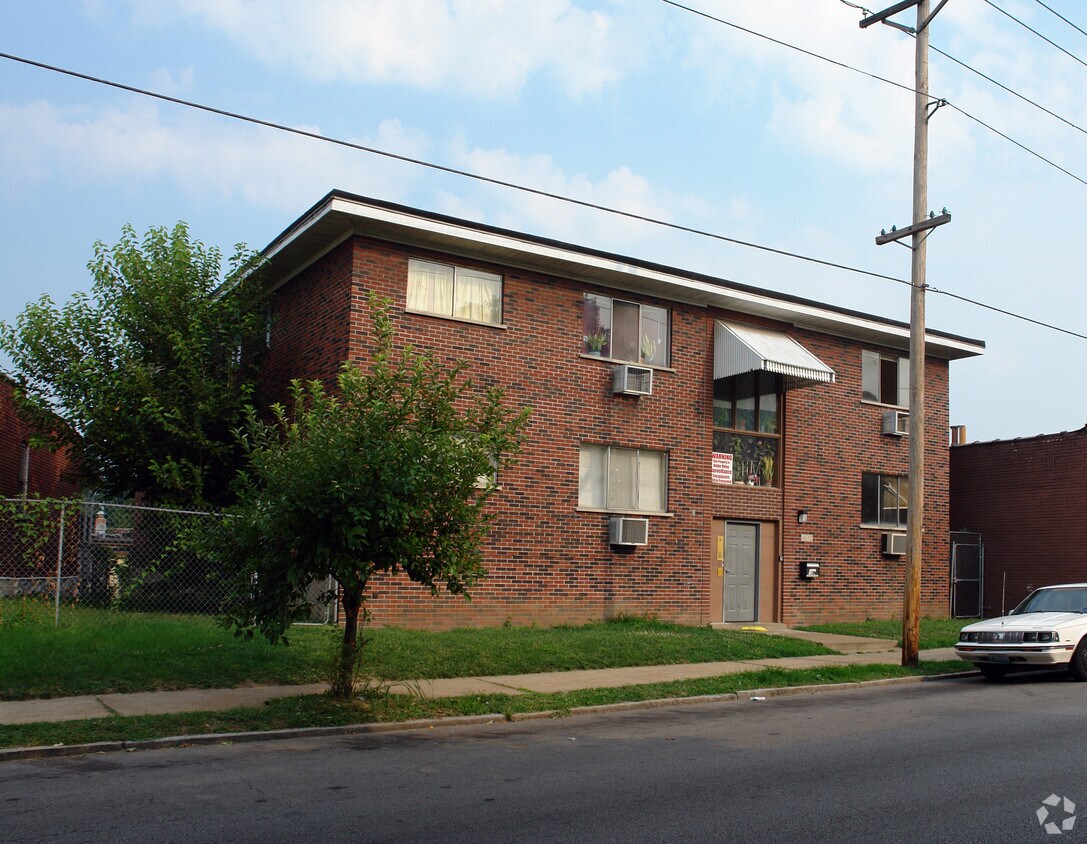 Foto del edificio - 4615-4617 Virginia Ave