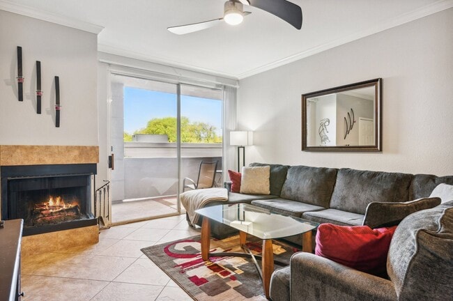 Building Photo - Furnished one bedroom with garage