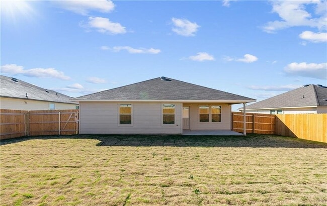 Building Photo - "Charming 3-Bed Oasis with 2 Baths and 1501 Sq. Ft. of Comfort in Killeen!"