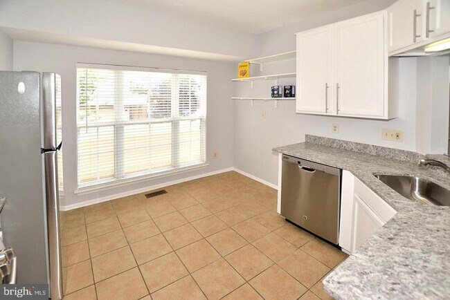 Foto del edificio - 20428 Cool Fern Square