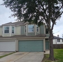 Building Photo - 706 Woodport Ln