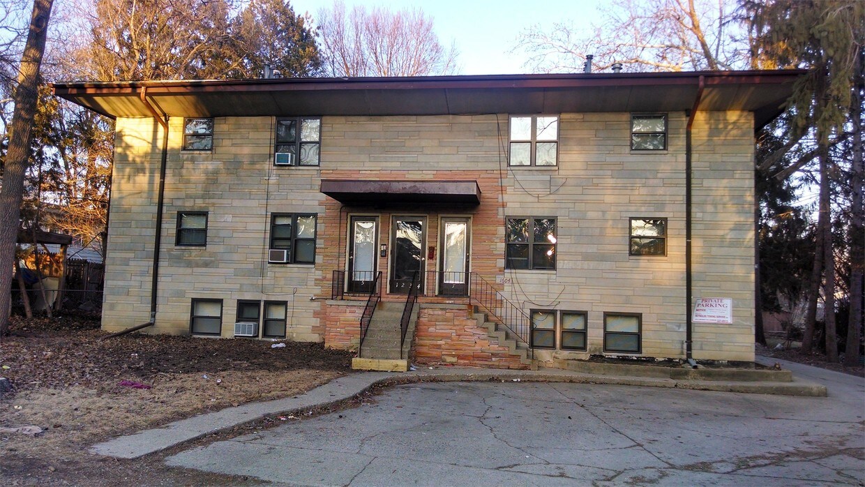 Primary Photo - 1604 Coronado Dr
