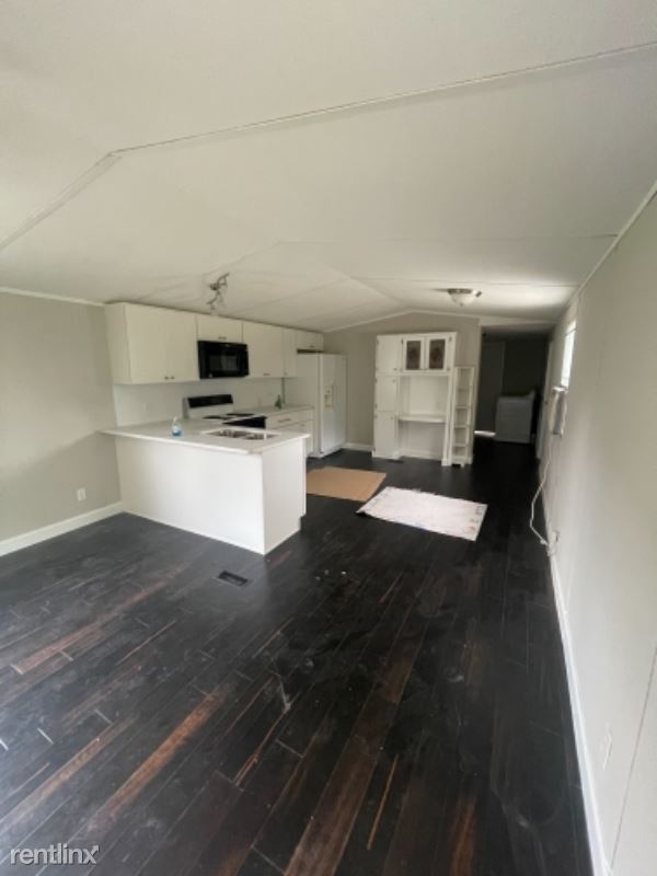 Foto principal - 12497 W Old Spring Hope Rd