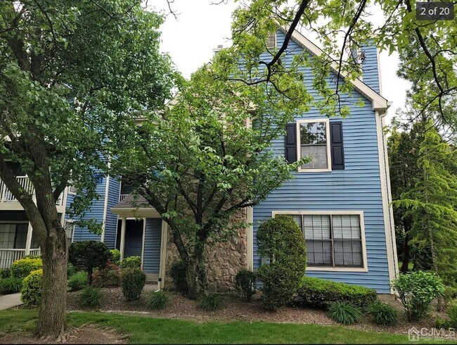 Building Photo - 117 Longfield Ct