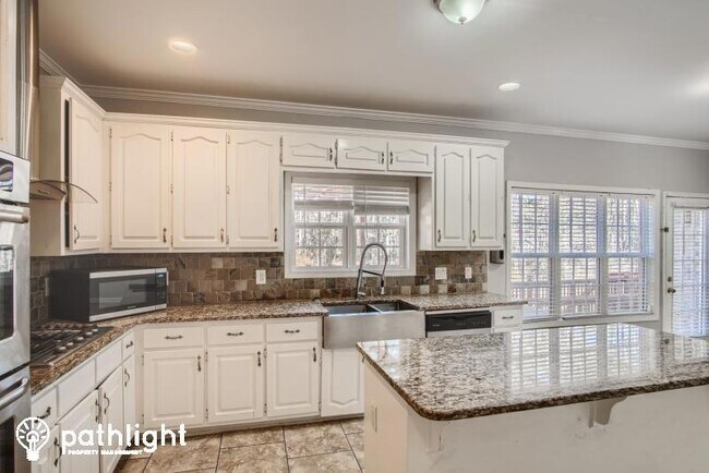 Foto del edificio - 180 Oak Manor, Fayetteville, GA, 30214