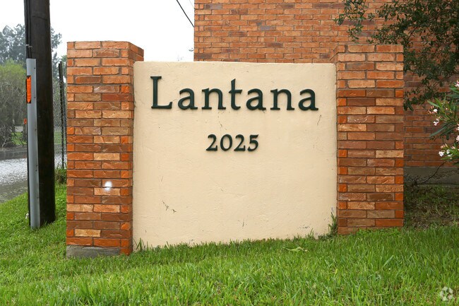 Lantana Apartaments - Lantana Apartments