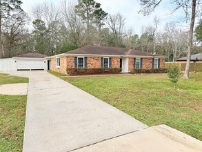 Building Photo - 22176 Heatherwood Dr