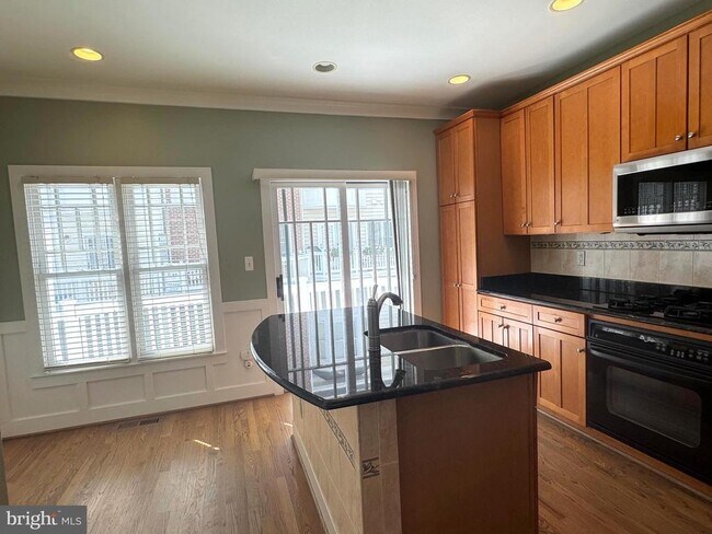 Foto del edificio - 1322 N Danville St