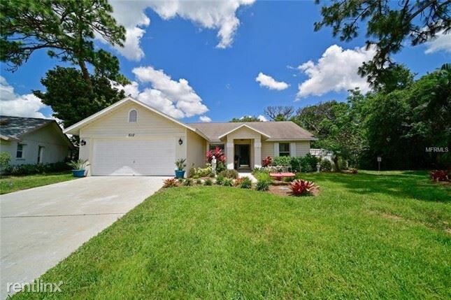 Building Photo - 3 br, 2 bath House - 7117 Queen Palm Cir